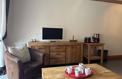 Montgenevre Apartment | Ski-In/Ski-Out Apartment, 6 Guests, Terrace & Private Ensuite