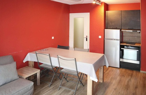 Les Orres Apartment | Ski-in/Ski-out Apartment for 8 with Terrace and Stunning Views