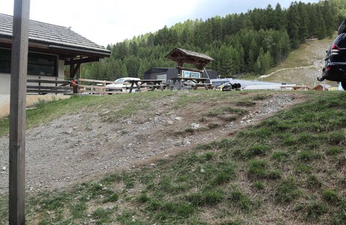 Les Orres Apartment | Ski-in/Ski-out Apartment for 8 with Terrace and Stunning Views