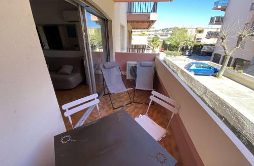 Sainte-Maxime Apartment | SM530-E332 SAINTE MAXIME Appt Studio cabine 4 couchages avec piscine et parking