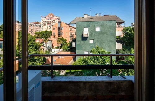 Santa Maria in Stelle Apartment | Sophisticated Venice Lido Apartment Moments from the Beach