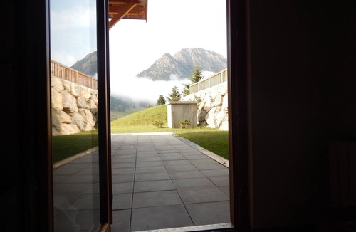 Montgenevre Apartment | South facing apartment - new- luxurious- 68 m² - 6/8 sleeps - terrace