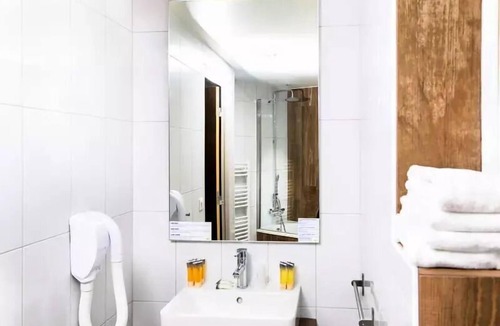 Briancon Hotel | SOWELL HOTELS Le Parc & SPA* - Superior Quadruple Room