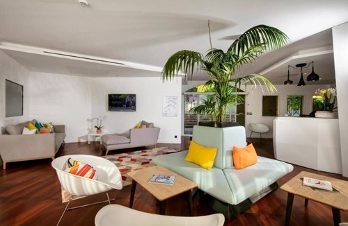 Mougins Hotel | Spacious 2BR Duplex overlooking Green Parklands | Unwind in the Onsite Sauna