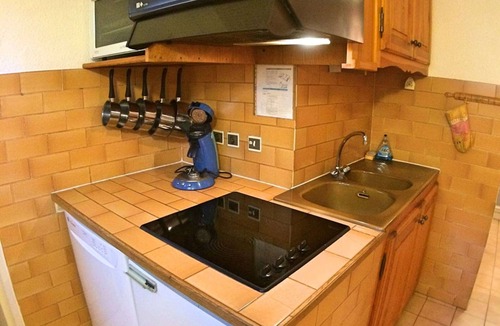 Les Claux Apartment | Spacious 4-Room Apartment, Mountainside, Sleeps 8, Near Vars Les Claux Center & Slopes