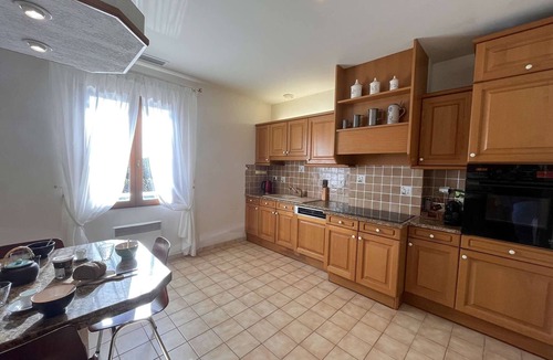 Cavalaire-sur-Mer House | Spacious 5-Room House with Pool, AC, and Fiber Optic Internet in Cavalaire-sur-Mer