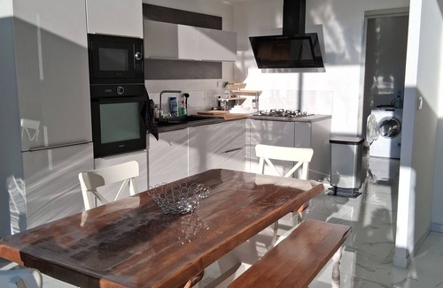 Noyers-sur-Jabron House | Spacious 7-person villa facing Montagne de Lure
