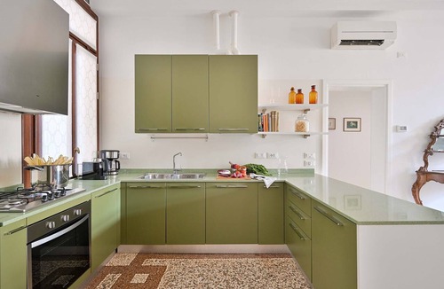 San Marco Apartment | Spacious and Scenic Apartment at the Fenice Theatre