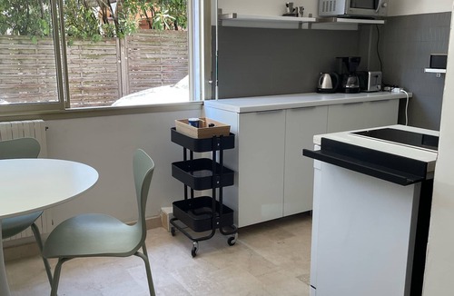 Hopitaux-Facultes Apartment | Spacious apartment ideally located in Montpellier