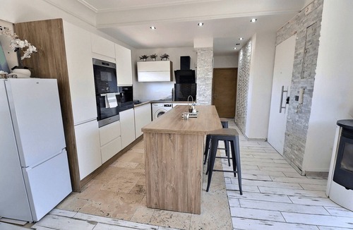 Saint-Lazare Apartment | Spacious apartment with a large terrace