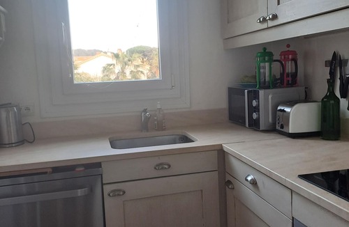 Saint-Tropez Apartment | Spacious apartment with parking in a secure residence