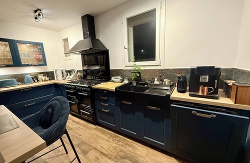 Istres House | Spacious, bright, fully renovated villa in an excellent location.
