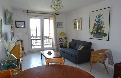 Le Port Apartment | Spacious Cross-Through T3 at Canet Beach Port