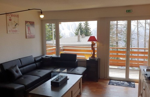 Orcieres-Merlette Apartment | Spacious F3 South facing, Resort Center, Quiet, Terrace and Covered Parking