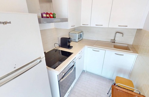 Roquebrune-Cap-Martin Apartment | Spacious air-conditioned studio near center and beaches, sea view terrace