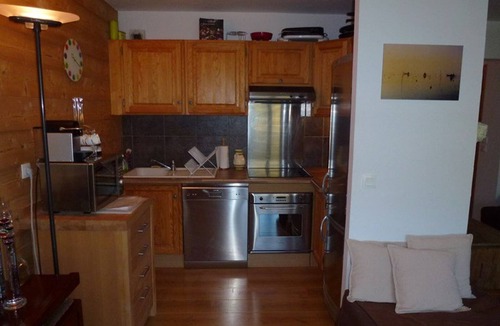 Isola Apartment | Spacious Mountain Apartment with Ski-In/Ski-Out, Balcony & Garage