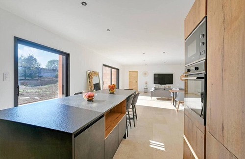 Les Plans House | Spacious Provencal house with swimming pool