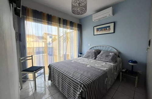 Canet-Plage Villa | Spacious single-story 3-bedroom villa with air conditioning, near the beach