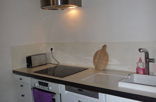 Couronne Urbaine Condo | SPACIOUS T2 CV HISTORY