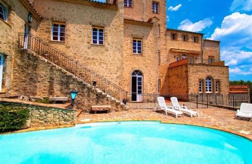 Tourrettes Apartment | SPECIAL ! LE STUDIO DU CHATEAU