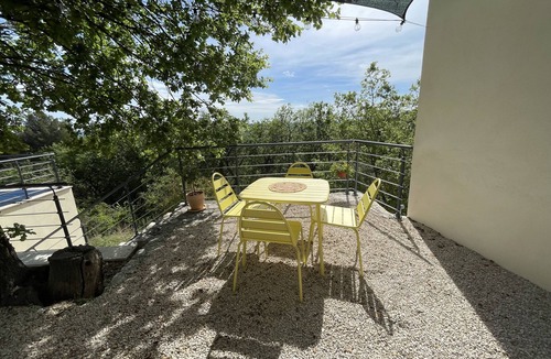 Eguilles Apartment | Sport, Détente et Bien-être au Coeur de la Provence !