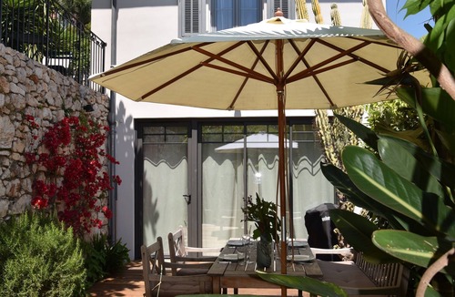 Cap-Ferrat Villa | St-Jean-Cap-Ferrat, seaview, historic, design, new, large garden