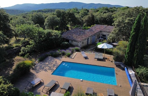 Bonnieux House | Stone house with pool and views of the Luberon valley.