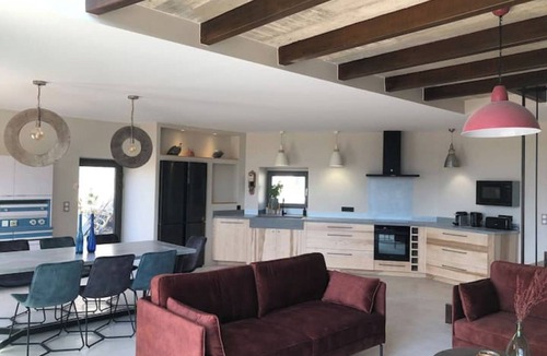 Lussan Cottage | Stone residence with exceptional views, private pool and spa