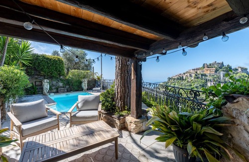 Eze Villa | Stone villa facing Èze Village