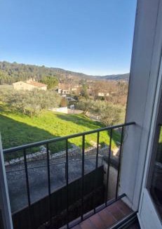Greoux-les-Bains Apartment | Studio à 10min à pieds des Cures