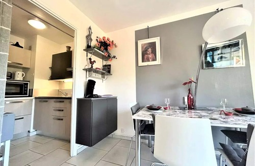 Greoux-les-Bains Apartment | Studio - 1/2 persons - Gréoux-les-Bains