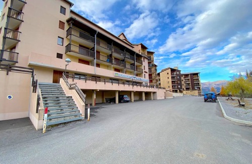 Enchastrayes Apartment | Studio 4p - magnificent view - at the foot of the slopes