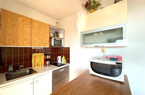 Sete Apartment | Studio 50m from the beach with private parking, for 4 people