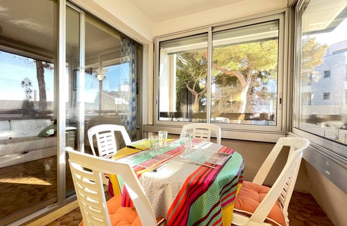 Sete Apartment | Studio 50m from the beach with private parking, for 4 people