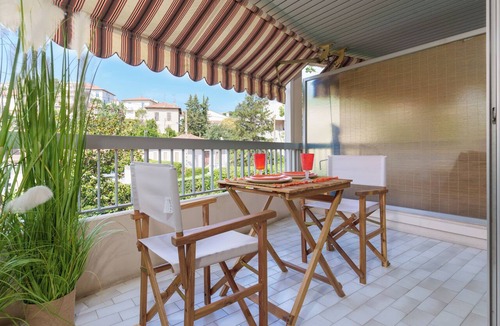 Carnot Apartment | Studio apartment in Cannes with parking and a terrace, 10 minutes from La Croisette