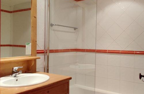Pra Loup Apartment | Studio cabine avec balcon et parking, 6 personnes, Praloup 1500 - FR-1-504-124