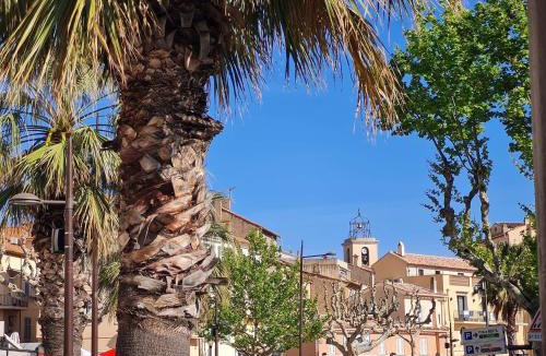 Sainte-Maxime Apartment | Studio cabine avec piscine, parking privatif, loggia et accès plage à pied - Sainte-Maxime - FR-1-226-534