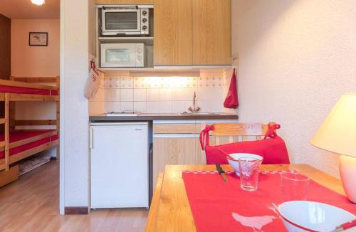 Montgenevre Apartment | Studio charmant au ski, balcon sud, 3 pers. - FR-1-330D-14