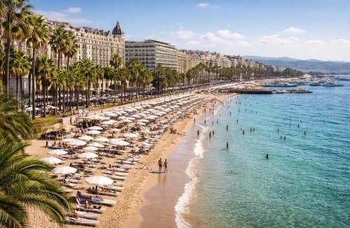California - Pezou Apartment | Studio chic rénové à 5 min du Palais & de la Croisette Cannes