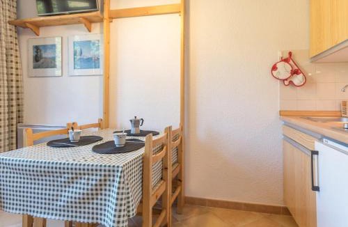 Montgenevre Apartment | Studio cosy 3 pers Montgenèvre, balcon sud, 20m² - FR-1-330D-117