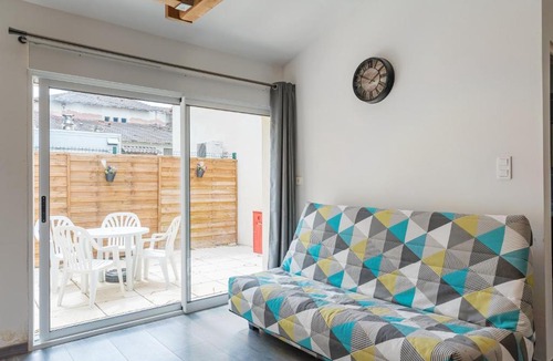 Mallemort House | Studio cosy mezzanine et terrasse