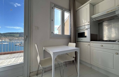 Port-Vendres Apartment | Studio for 2 with terrace and sea view, Port-Vendres