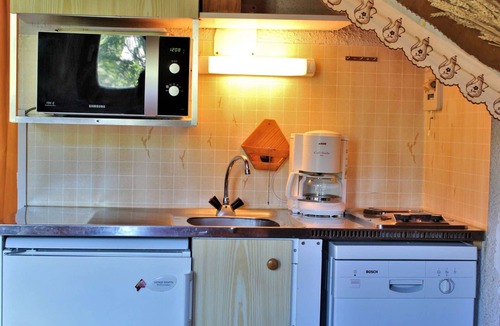 Risoul Apartment | Studio for 4 with balcony - Pets allowed - Free parking