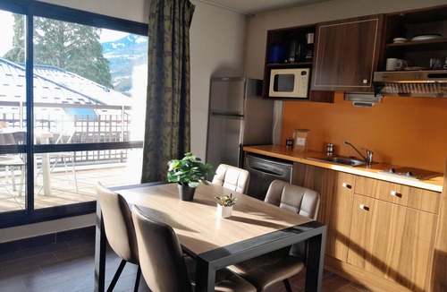 Jausiers Apartment | Studio for 4 with terrace, pool and parking in Jausiers