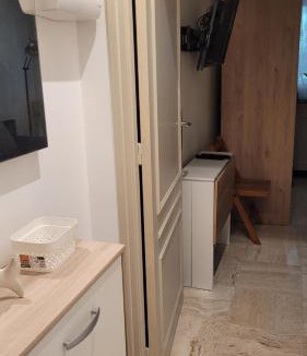 California - Pezou Apartment | Studio