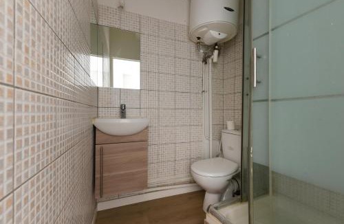 La Fare-les-Oliviers Apartment | Studio Garrigue
