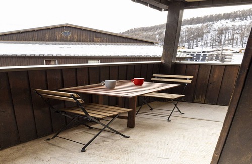 Allos Apartment | Studio in France near Ski Resort & Mountains