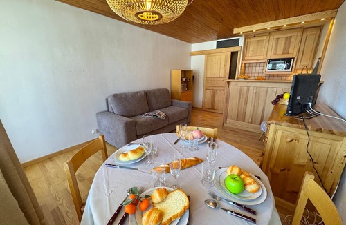 Les Claux Apartment | Studio in Vars for 4 people