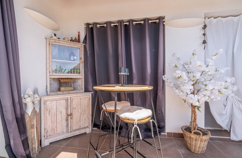 Villeneuve-les-Beziers Apartment | Studio 'La Perle Du Sud' with Private Patio, Wi-Fi, and Air Conditioning
