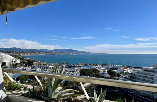 Villeneuve Loubet Beach Apartment | Studio moderne, 2 couchages, climatisé avec parking à Villeneuve Loubet Plage - FR-1-252A-19